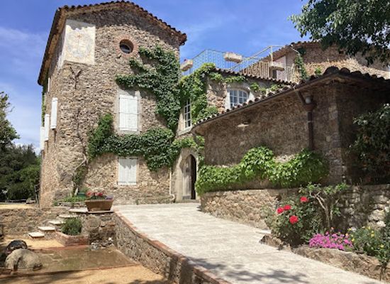 france/cévennes-national-park/bar/logis-hotel-le-pradinas