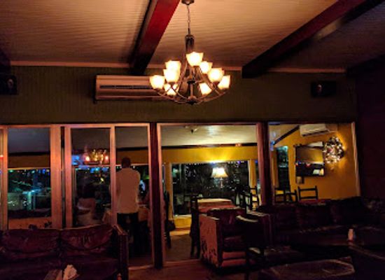 guyana/lethem/bar/the-vintage-bar-and-lounge