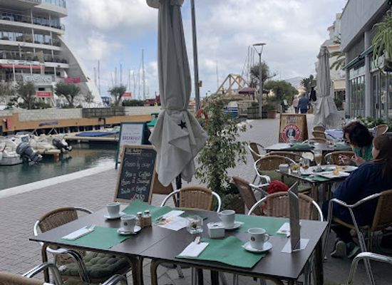 gibraltar/queensway-quay-marina/bar/the-hendrix-pub