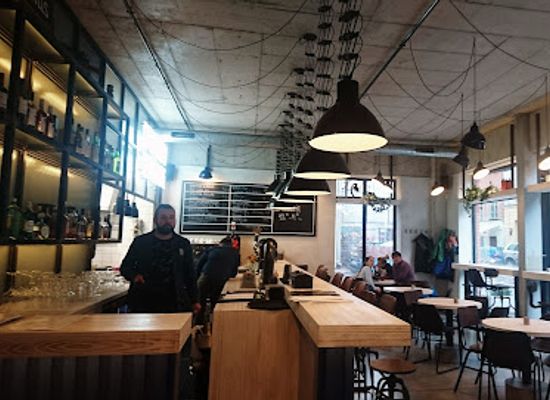lithuania/klaipeda/bar/dock-craft-beer-and-burgers