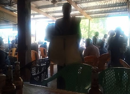 cameroon/kalamaloue-national-park/bar/quatrieme-generation-4g