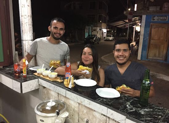 ecuador/puerto-baquerizo-moreno/bar/rocas-y-tacos