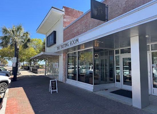 south-carolina/myrtle-beach/downtown-myrtle-beach/bar/the-tasting-room-on-9th