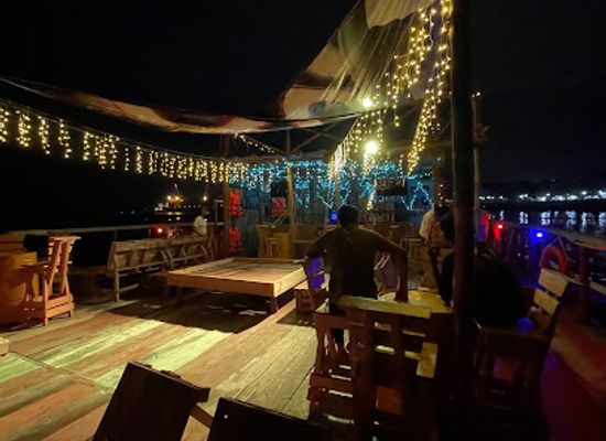 tanzania/zanzibar-island/bar/polos-zanzibar