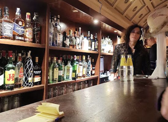 spain/madrid/chueca/bar/why-not