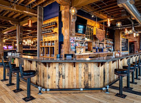 iowa/driftless-area/bar/backpocket-dubuque