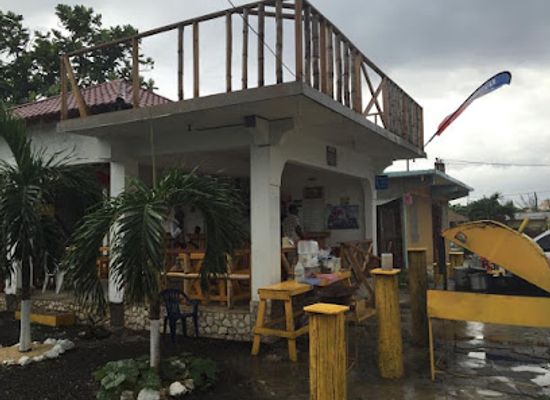 jamaica/negril/bar/bar-negril-jerk-spot
