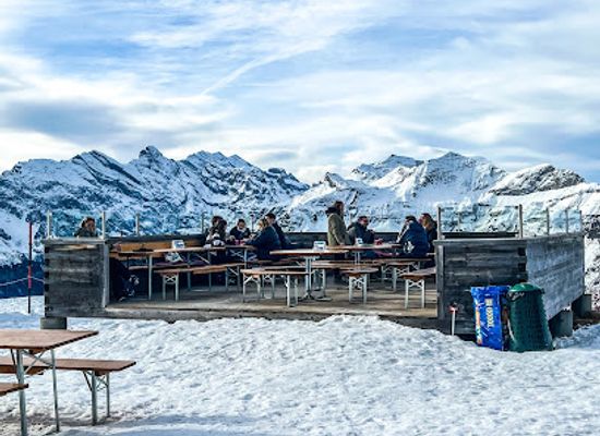 switzerland/lauterbrunnen-valley/bar/spycher-bar