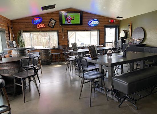 wisconsin/great-river-road/bar/whiskey-river-pub-and-grill