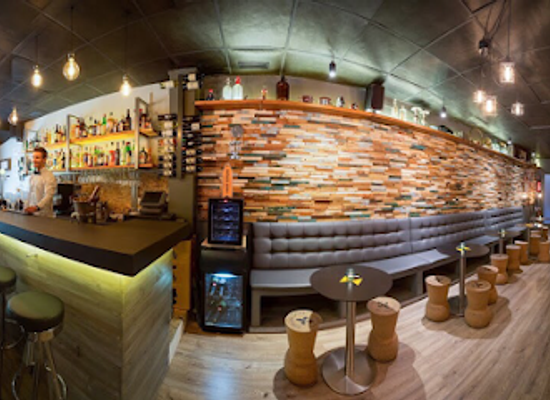 spain/barcelona/eixample/bar/el-quinto-mono