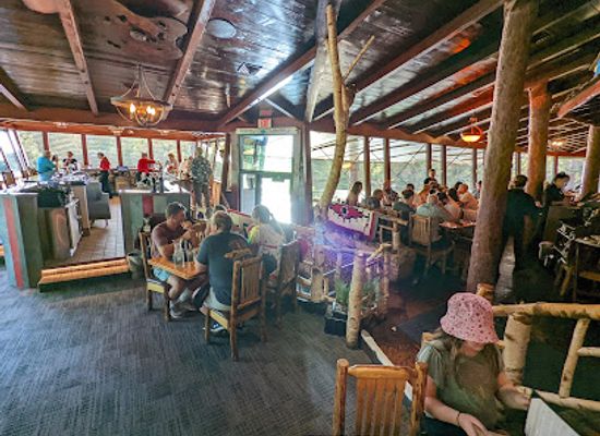 wisconsin/southern-wisconsin/bar/ishnala-supper-club