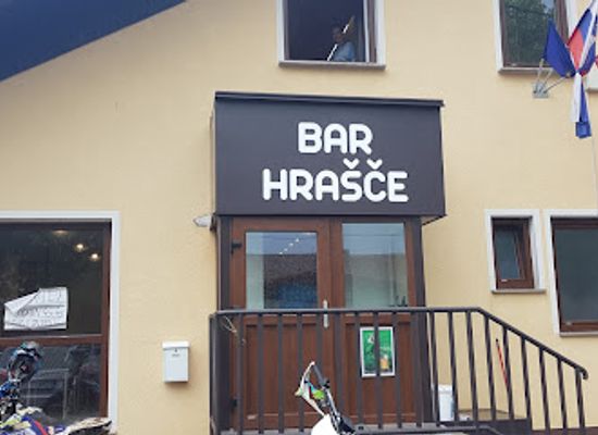 slovenia/postojna-cave/bar/bar-hrasce