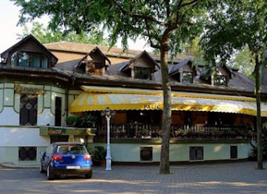 serbia/palic-lake/bar/omega-disco-pizzeria