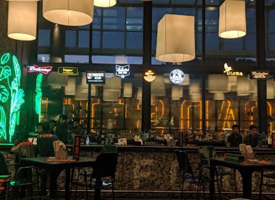 india/pune/shivajinagar/bar/fc-road-social