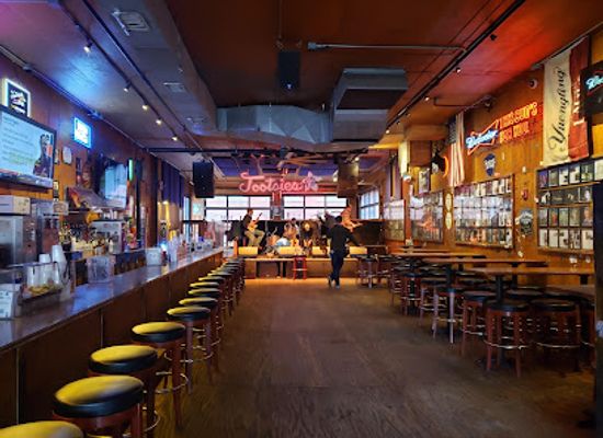 tennessee/nashville/downtown-nashville/bar/tootsies-orchid-lounge