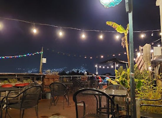 mexico/chiapas-highlands/bar/kinoki