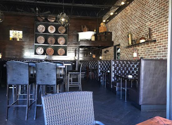 minnesota/mississippi-river/bar/volstead-house-whiskey-bar-speakeasy-eagan