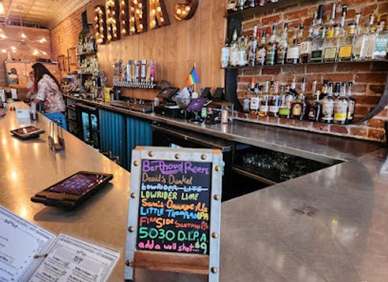 colorado/fort-collins/bar/pour-brothers-community-tavern