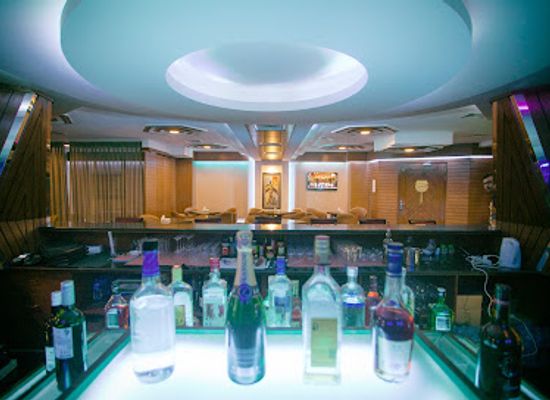bangladesh/bhawal-region/bar/gentleman-s-rest-bar
