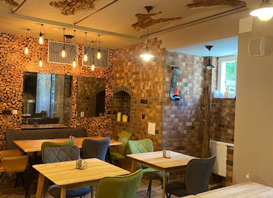 czechia/karlovy-vary/bar/loft-bar-breakfast