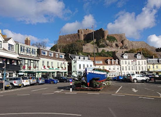 jersey/gorey/bar/the-dolphin-hotel-restaurant