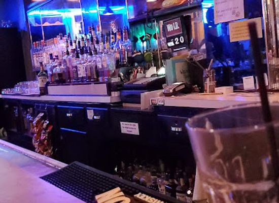 wisconsin/wausau/bar/intermission