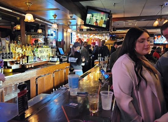 minnesota/saint-cloud/bar/mc-s-dugout-bar-and-grill