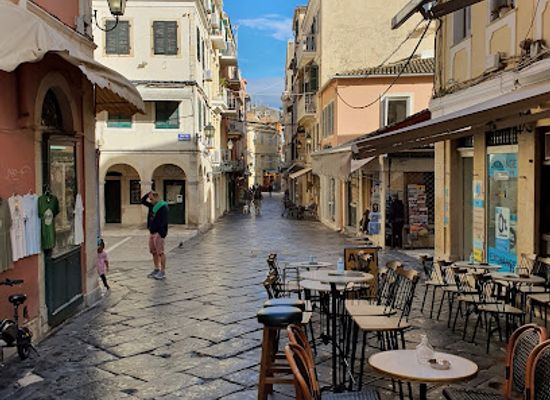 greece/corfu/corfu-old-town/bar/bristol-cafe