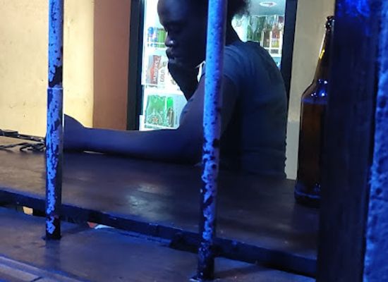zambia/south-luangwa-national-park/bar/kings-pub-and-grill