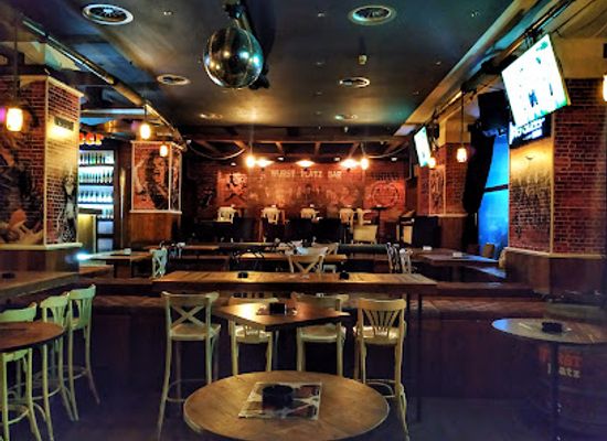 serbia/nis/stari-grad/bar/wurst-platz-bar