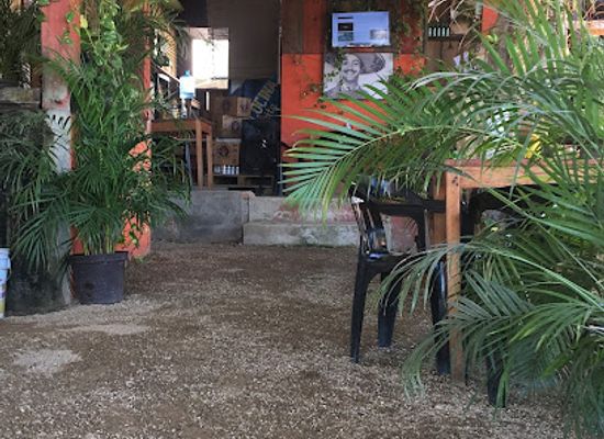 mexico/puerto-escondido/bar/el-gallito