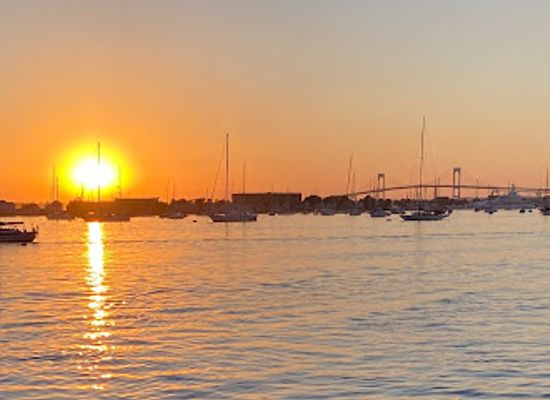 rhode-island/newport-coastline/bar/at-the-deck