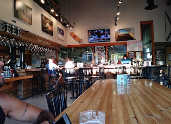 oregon/central-oregon/bar/goodlife-brewing-company