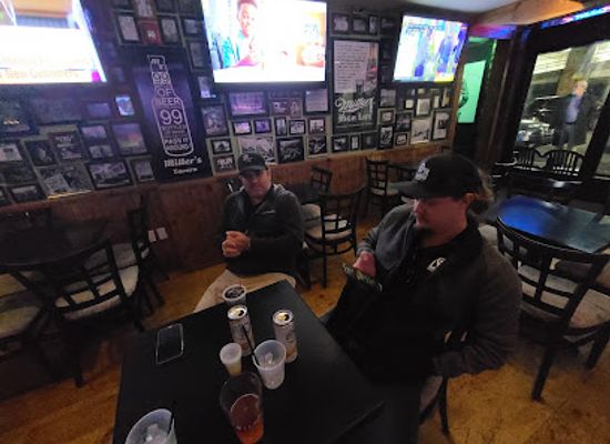 alabama/huntsville/downtown-huntsville/bar/miller-s-tavern