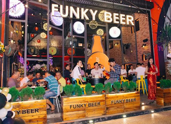 vietnam/da-nang/bar/funky-beer