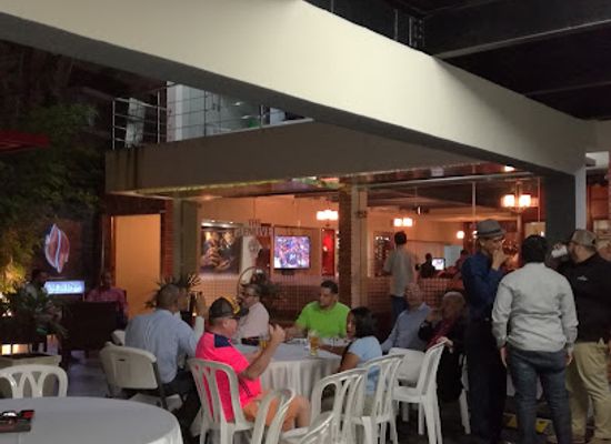 dominican-republic/santiago/bar/house-blend-cigar-lounge-bar