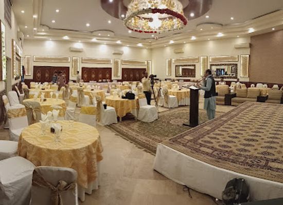 pakistan/rawalpindi/the-mall/bar/blue-lagoon