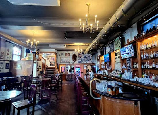 canada/regina/downtown-regina/bar/victoria-s-tavern-downtown