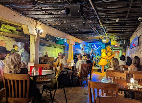 texas/red-river-valley/bar/elephant-room