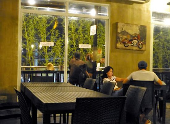philippines/cebu-city/mactan-island/bar/one-avenue