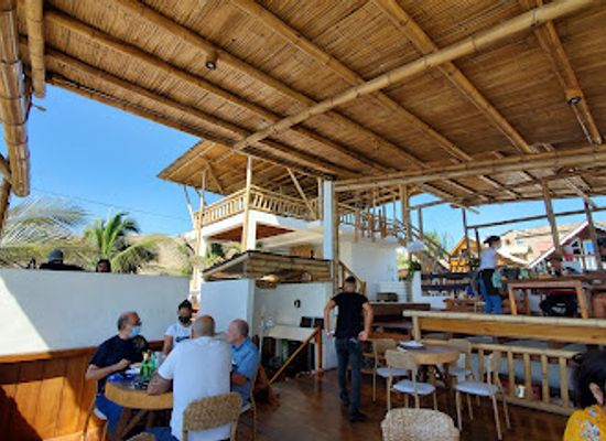 ecuador/manta/bar/iguana-bar-restaurante