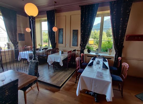 norway/oppdal/bar/restaurant-perrongen