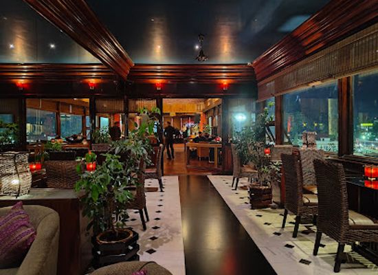 india/shillong/police-bazar/bar/cloud-9-resto-lounge-bar