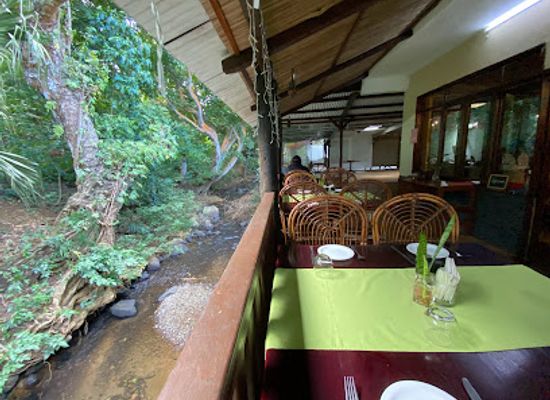 mauritius/rochester-falls/bar/le-rochester