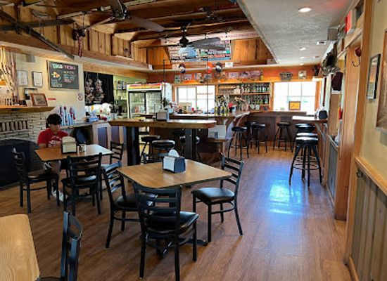 washington/north-cascades-national-park/bar/methow-valley-ciderhouse