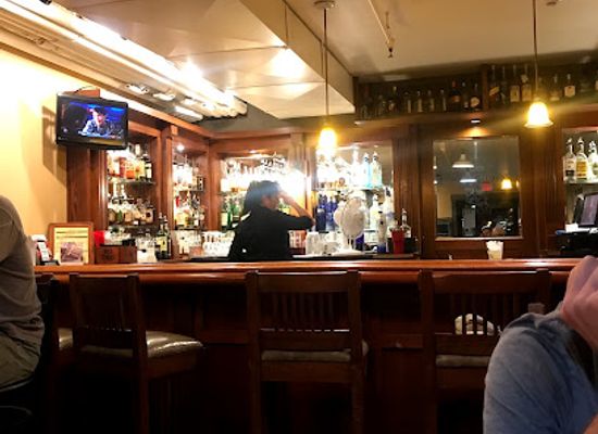 kansas/cross-timbers/bar/the-sample-room-tavern