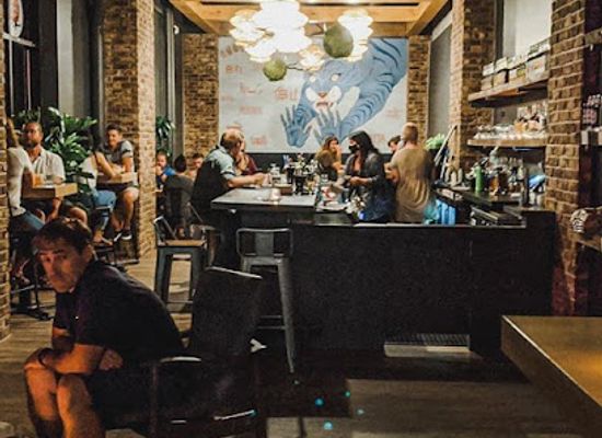 michigan/grand-rapids/heritage-hill/bar/two-james-spirits-grand-rapids