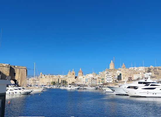 malta/birgu/bar/birgi