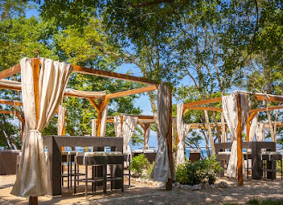 croatia/kvarner/bar/cabana-bar-more