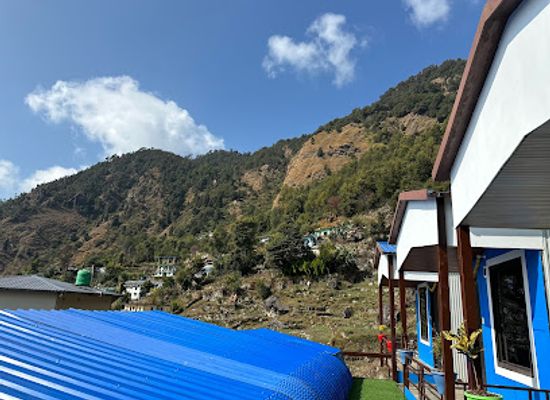 india/chopta/bar/lake-haven-resort-sari-chopta